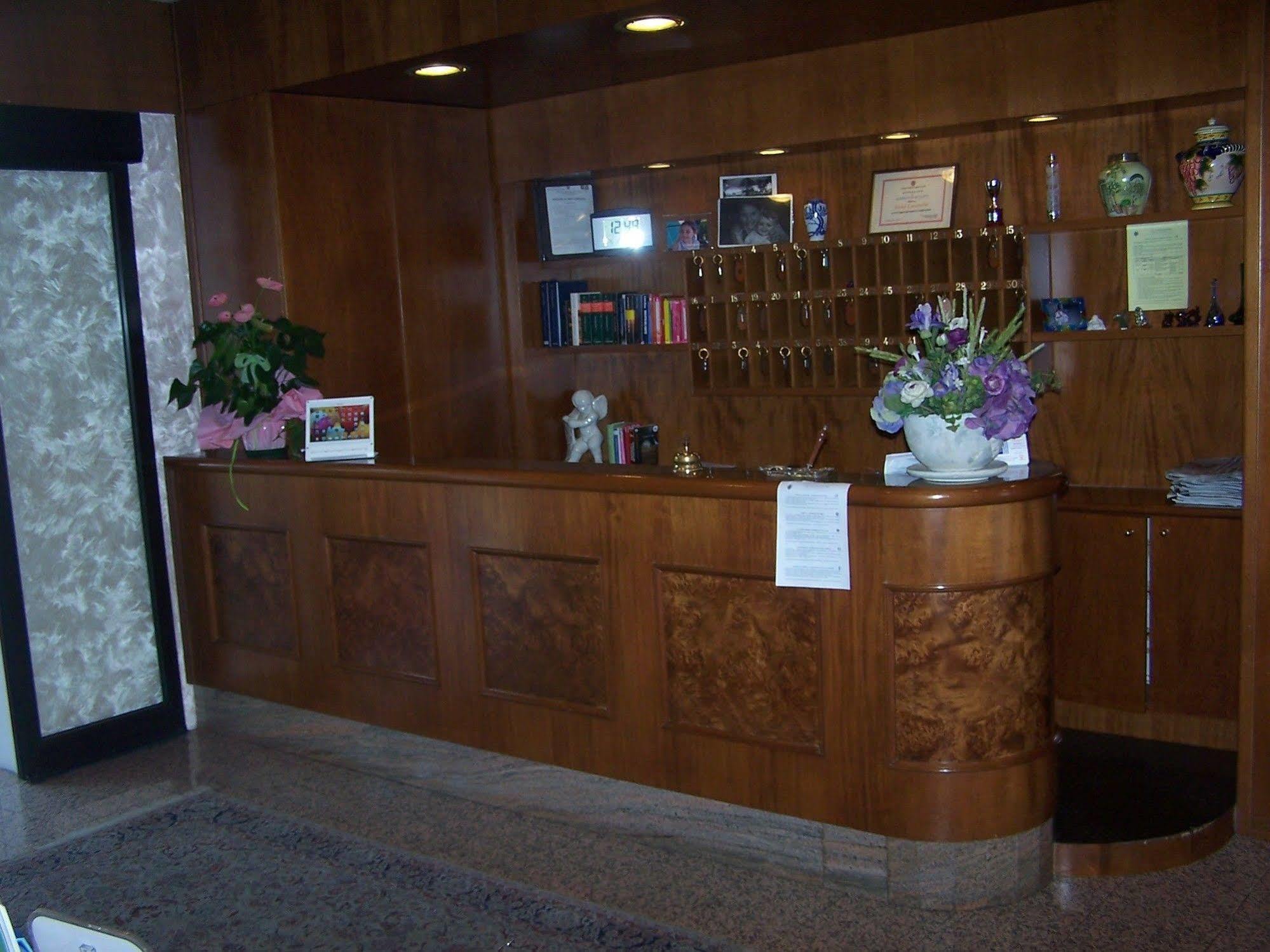 Hotel Carancini Salsomaggiore Terme Exterior photo